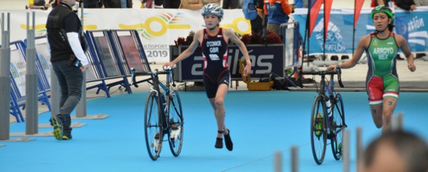 Well we knew she couldn’t resist! 2 years ago super speedy Sharon Bardsley took both the European and World sprint duathlon titles in an incredible season that saw her win […]